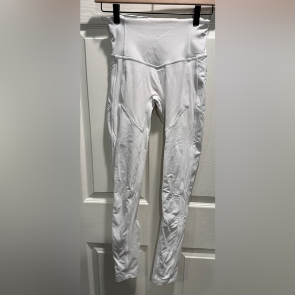 Lululemon All The Right Places Pant II-Size 4 - Picture 4 of 13